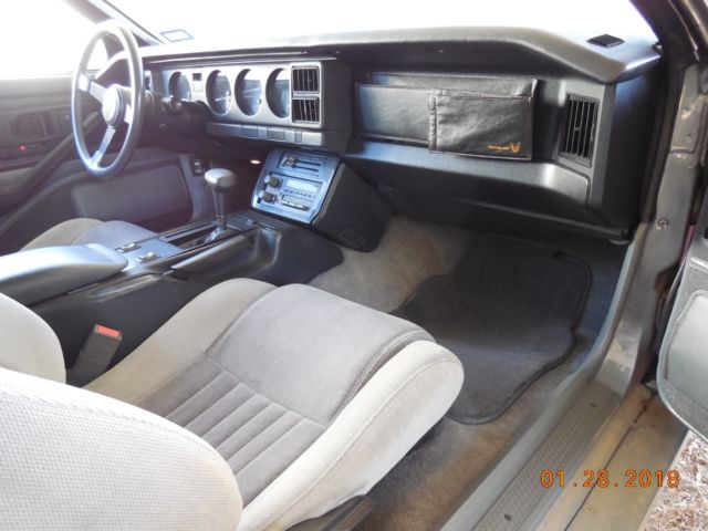 1986 Pontiac Firebird Trans Am - photo 9
