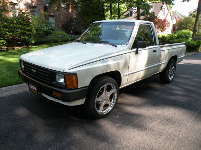 1986 Toyota Hilux - photo 2
