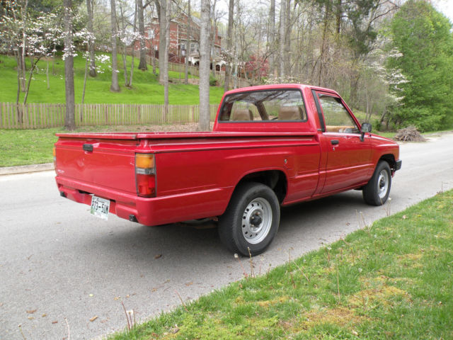 1986 Toyota Hilux - photo 8