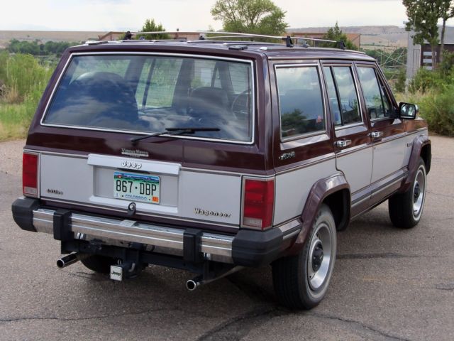 1987 Jeep Wagoneer 4 Dr - photo 3