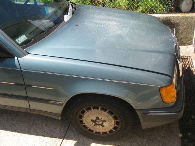 1987 Mercedes-Benz 300-Series - photo 2