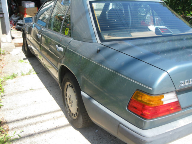 1987 Mercedes-Benz 300-Series - photo 6