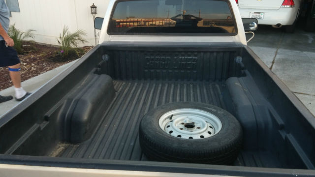 1988 Toyota  SINGLE CAB 1/2 TRUCK SINGEL CAB - photo 4