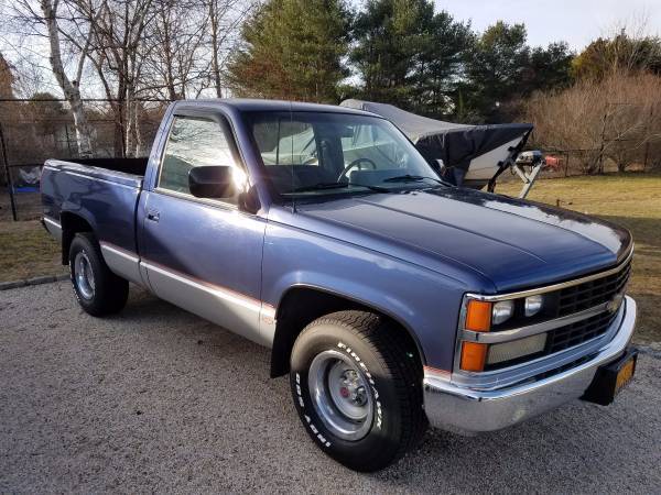 Classic 1989 Chevrolet C/K 1500 PickUp - GREAT CONDITION, NEW TIRES 1989 Chevrolet C/K Pickup 1500