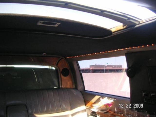 1989 Lincoln Town Car - photo 9