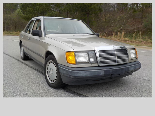 1989 Mercedes-Benz E-Class