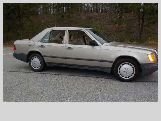 1989 Mercedes-Benz E-Class - photo 2