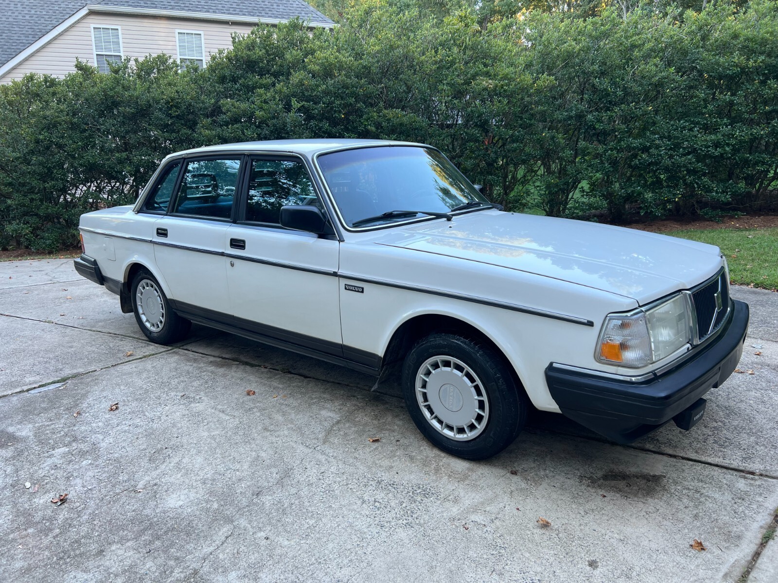 1989 Volvo 240 - photo 2