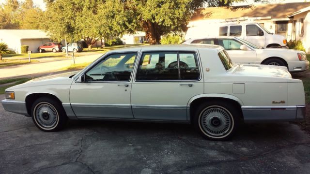 1990 Cadillac DeVille Gold Package - photo 2