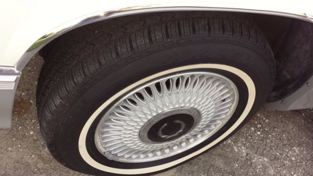 1990 Cadillac DeVille Gold Package - photo 6