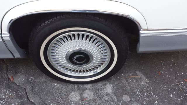 1990 Cadillac DeVille Gold Package - photo 7