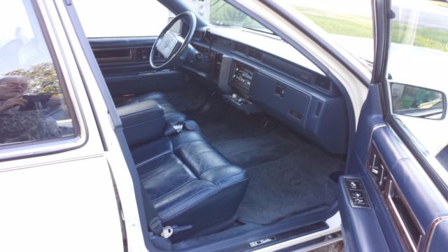 1990 Cadillac DeVille Gold Package - photo 9