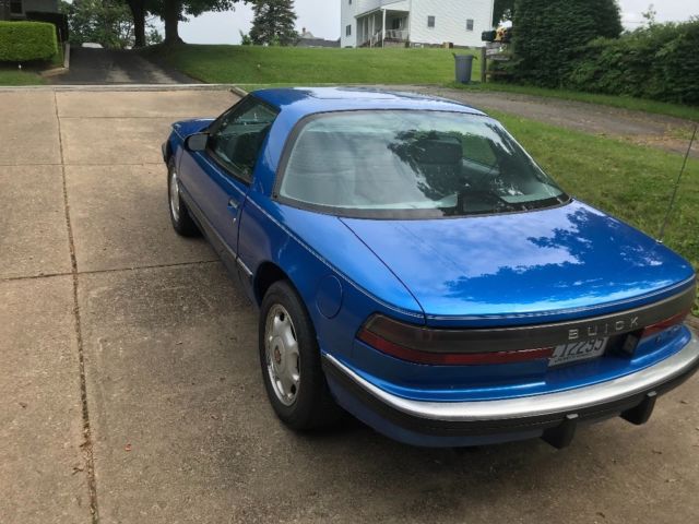 1991 Buick Reatta coupe - photo 12