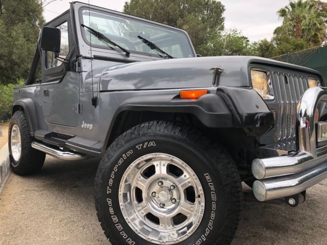 1991 Jeep Wrangler Many Extras - photo 5