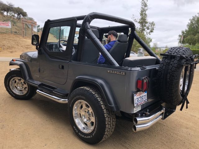 1991 Jeep Wrangler Many Extras - photo 6
