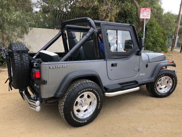 1991 Jeep Wrangler Many Extras - photo 7