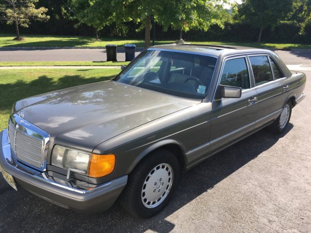 Classic 1991 Mercedes-Benz 350SDL Turbo Diesel 6-Cyl 104,400 Original Miles 1991 Mercedes-Benz 300-Series Gray Leather