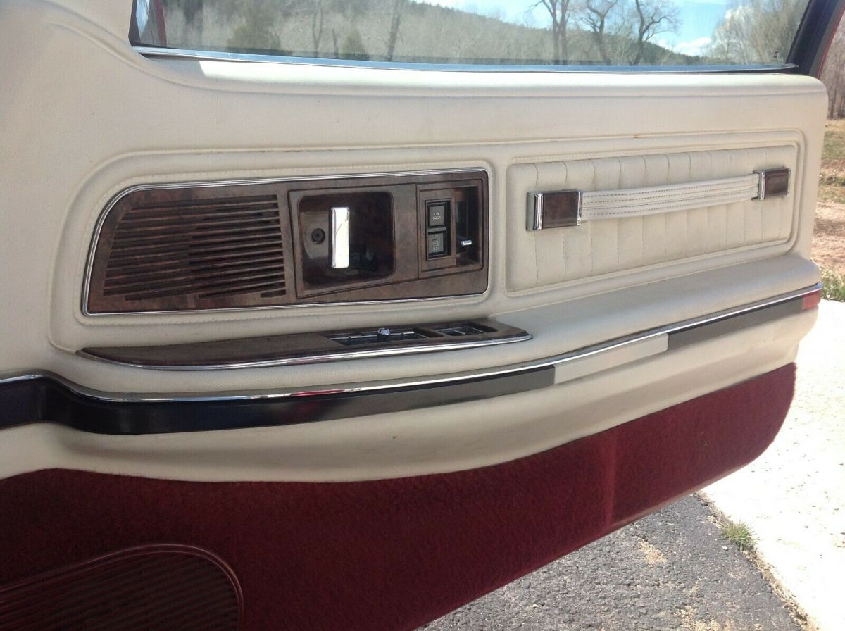 1992 Buick Riviera Coupe - photo 10