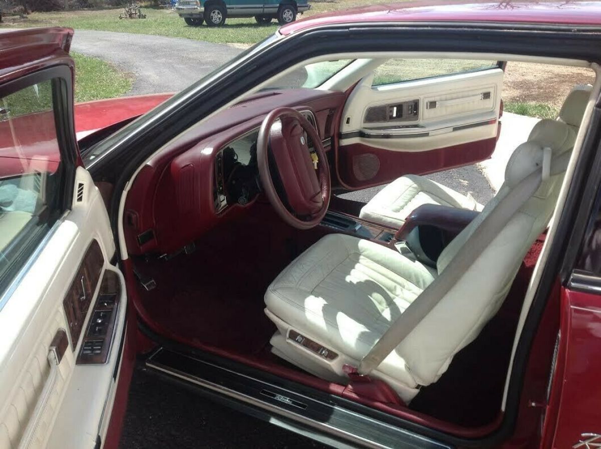 1992 Buick Riviera Coupe - photo 9