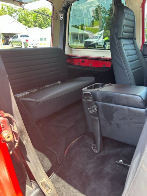 1993 Jeep Renegade - photo 11