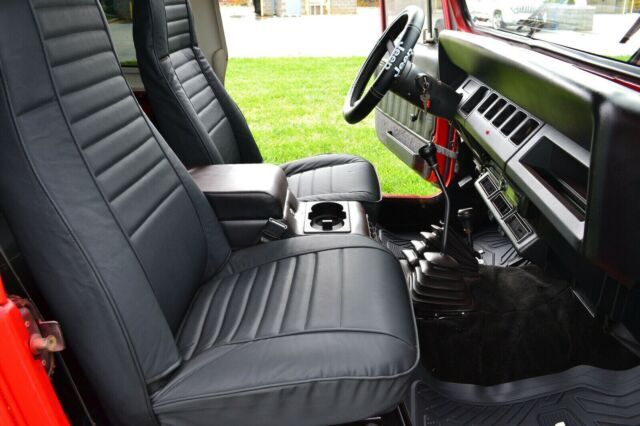 1993 Jeep Renegade - photo 9