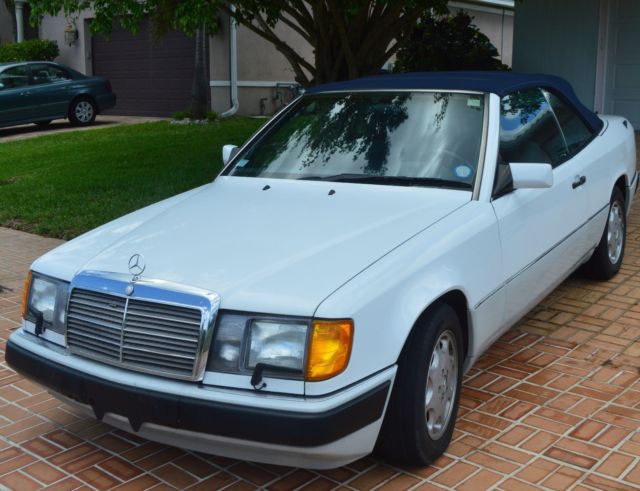 Classic 1993 Mercedes-Benz 300CE Convertible 2-Door LOW MILES! EXCELLENT SHAPE! 1993 Mercedes-Benz 300-Series