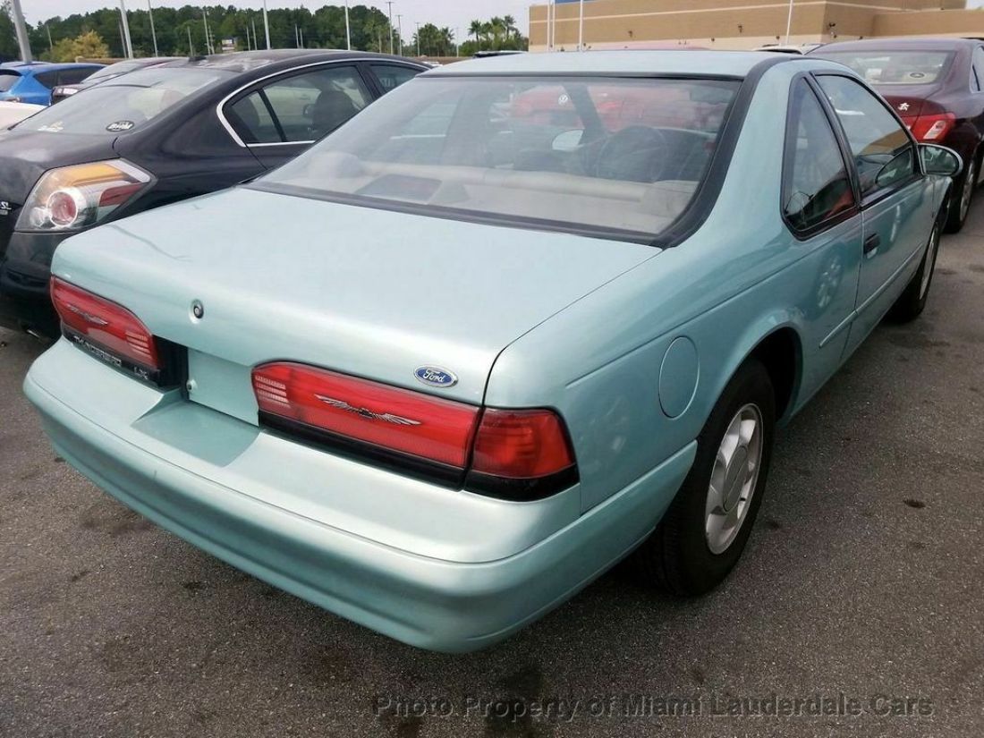 1994 Ford Thunderbird 2dr LX - photo 3