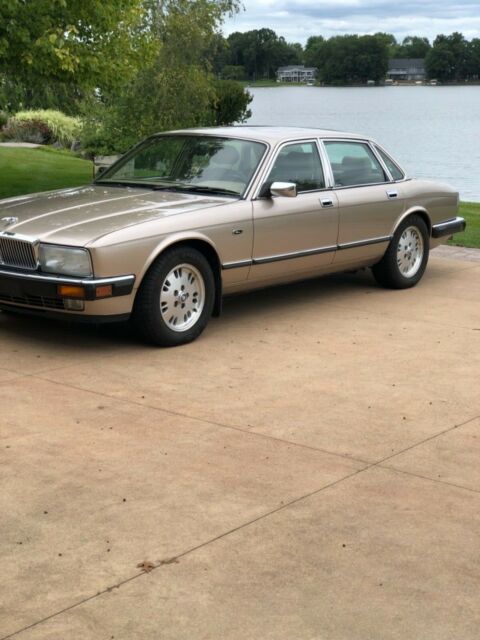 1994 Jaguar XJ6 Deluxe - photo 5