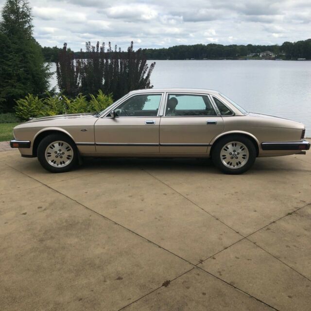 1994 Jaguar XJ6 Deluxe - photo 6