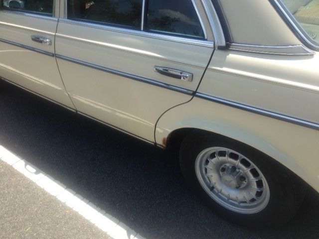 1985 Mercedes-Benz 300-Series 300 D - photo 4