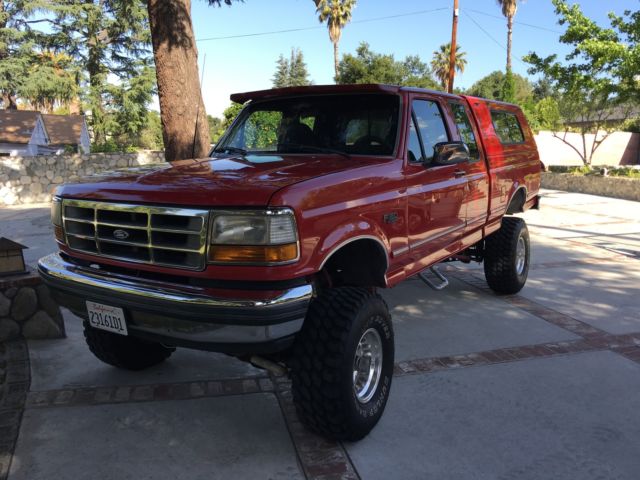 Classic 4X4 Pickup 1992 Ford F150XLT Lifted Excellent condition MUST SEE!! 1992 Ford F-150 XLT