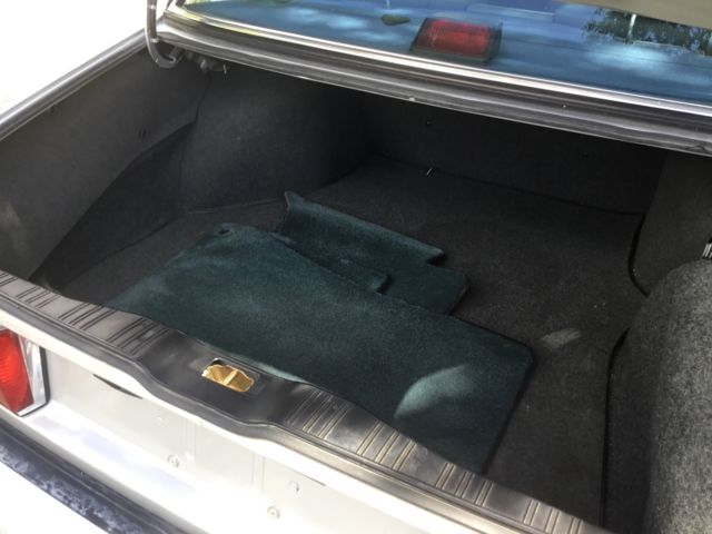 1985 BMW 7-Series Leather - photo 9