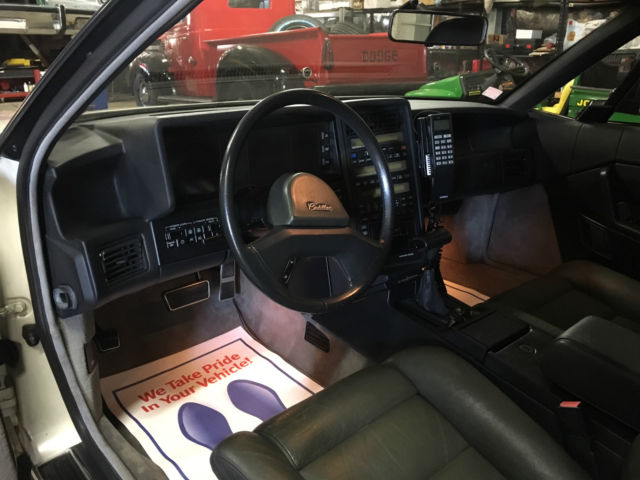 1989 Cadillac Allante Base Convertible 2-Door - photo 2