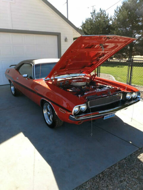 1970 Dodge Challenger - photo 2