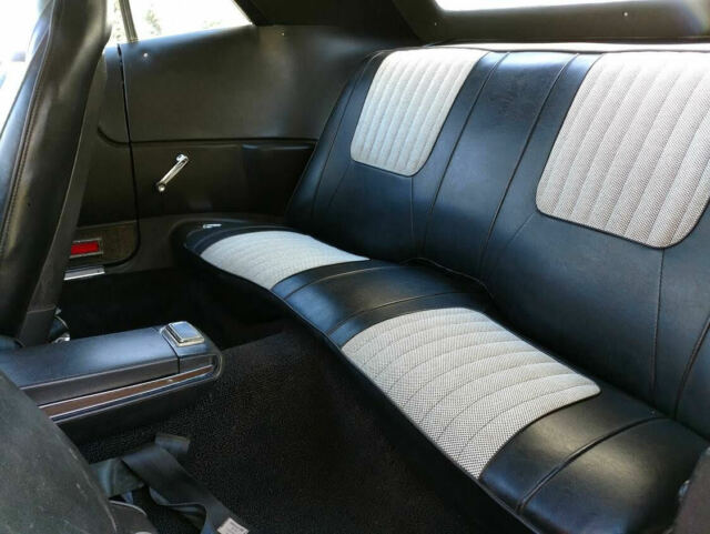 1970 Dodge Challenger - photo 7