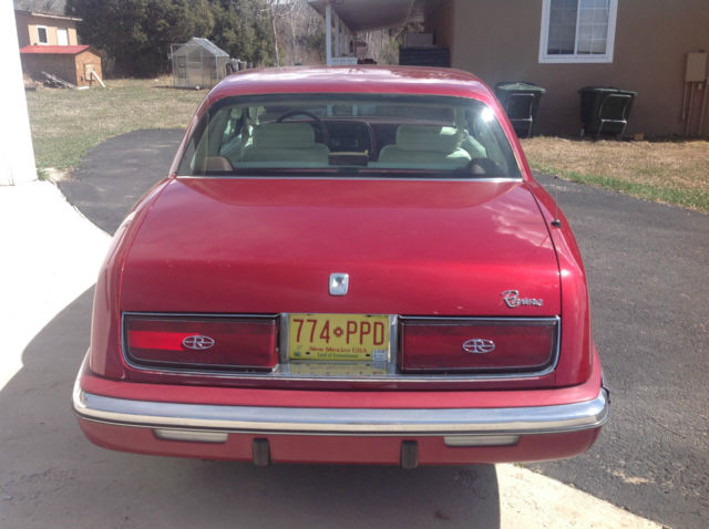 1992 Buick Riviera Luxury Coupe 2-Door - photo 3