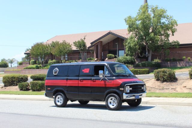 1976 Dodge B200 TRADESMAN B200 V8 SHORTY - photo 5