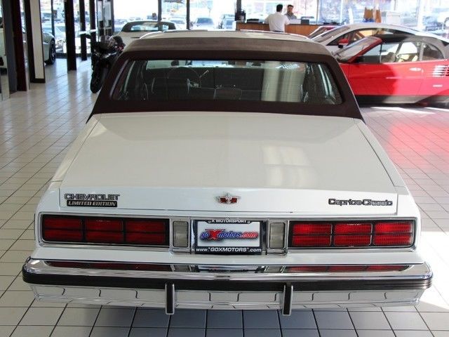 1987 Chevrolet Caprice Classic Brougham LS Sound System Custom Interior 22's - photo 6