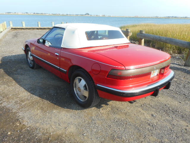 1990 Buick Reatta CONVERTIBLE DELUXE - photo 2