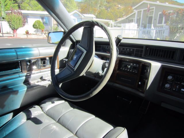 1987 Cadillac DeVille - photo 8