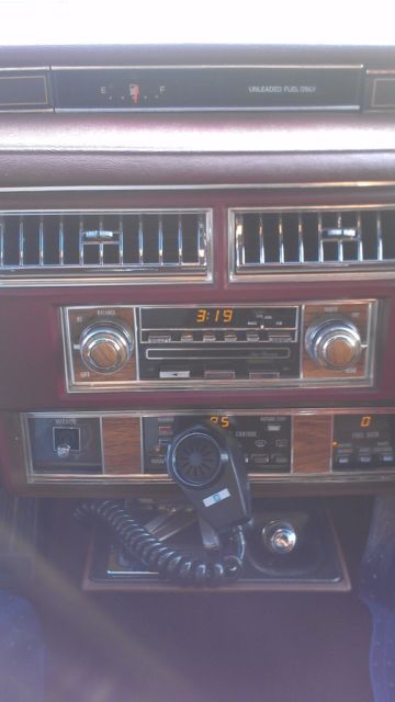 1983 Cadillac Fleetwood 4 dr Sedan - photo 8