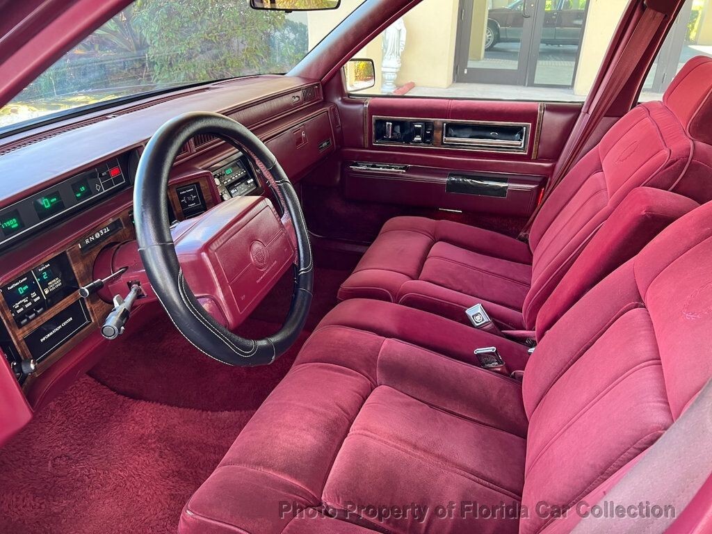 1990 Cadillac DeVille Landau Sedan Gold Edition - photo 9
