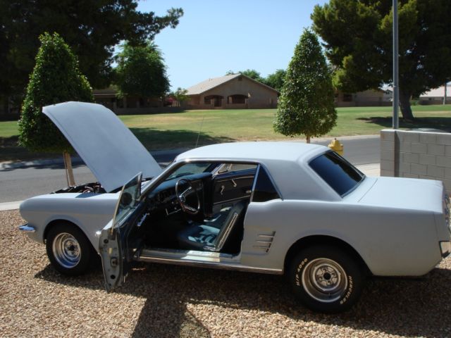 1966 Ford Mustang coupe - photo 3