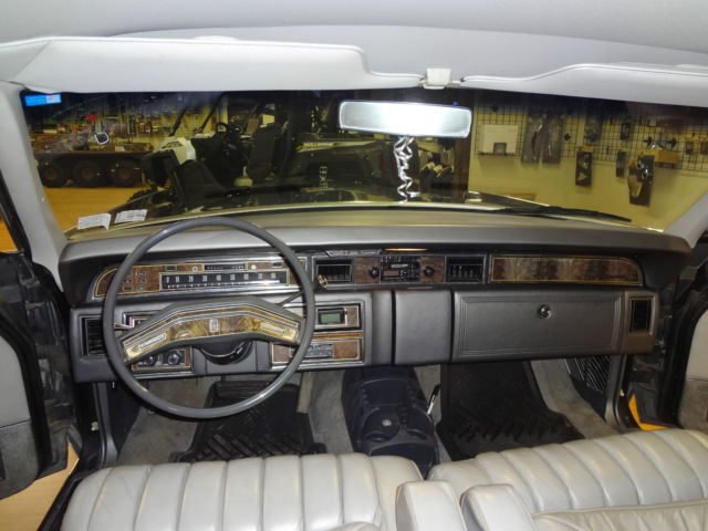 1977 Lincoln Town Car Continental - photo 10