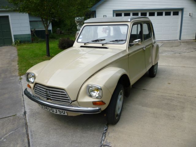 1974 Citroën 2CV 4 Door - photo 2