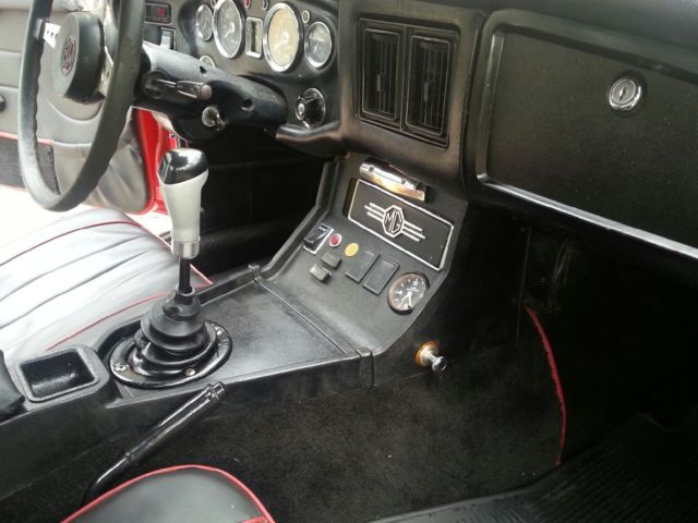 1975 MG MGB - photo 10