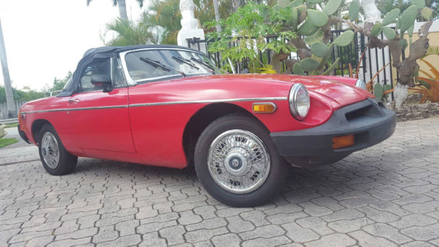 1975 MG MGB - photo 2