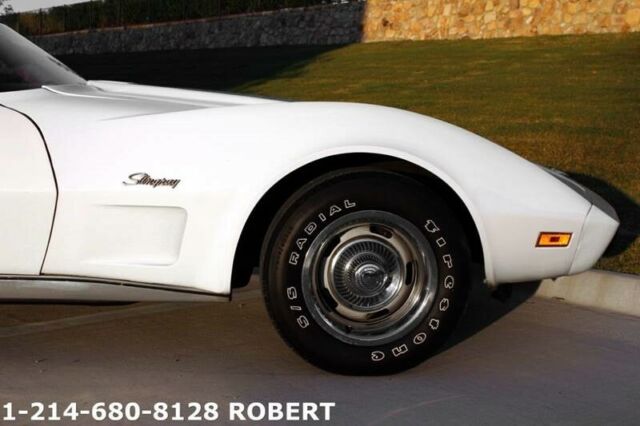1975 Chevrolet Corvette STINGRAY AND GLASS TOPS C3 WATCH THE VIDEO IN HD - photo 6