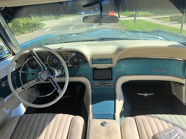 1961 Ford Thunderbird - photo 11