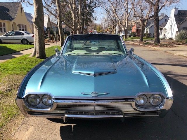 1961 Ford Thunderbird - photo 2